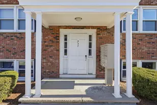 237 Main St, Reading, MA 01867 - Photo 18