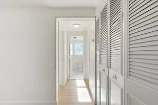 237 Main St, Reading, MA 01867 - Photo 10