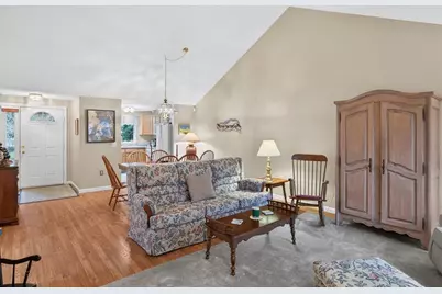 18 Windward St #18, Mashpee, MA 02649 - Photo 16