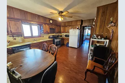 65 Beattie St, Fall River, MA 02723 - Photo 4