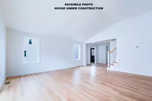 9 Pat Rose Wy, Rockland, MA 02370 - Photo 2