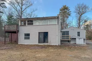 129 Thomas St, Middleborough, MA 02346 - Photo 4