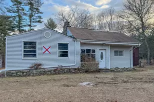 129 Thomas St, Middleborough, MA 02346 - Photo 2