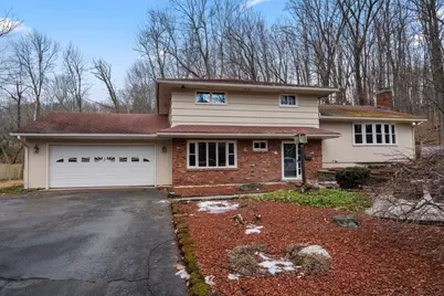 3 Mower St, Paxton, MA 01612 - Photo 2