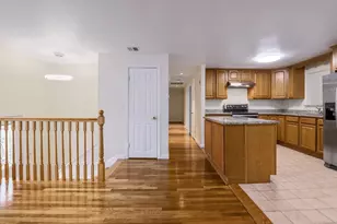 8 Leonard Dr, Southborough, MA 01772 - Photo 20