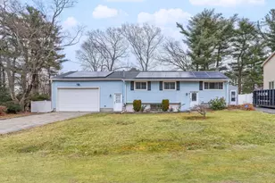 8 Leonard Dr, Southborough, MA 01772 - Photo 2