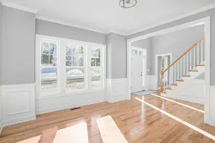11 Cherry Tree Ln, Attleboro, MA 02703 - Photo 4