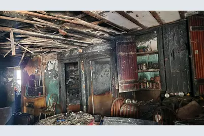 1219 N Shore Rd, Revere, MA 02151 - Photo 6