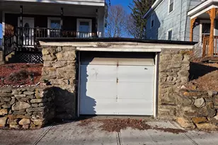 61 Lincoln St, Marlborough, MA 01752 - Photo 2