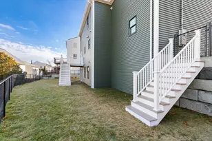 14 Piedmont Ave, Waltham, MA 02451 - Photo 4