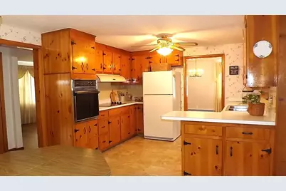 48 Ernest Ave, Worcester, MA 01604 - Photo 4