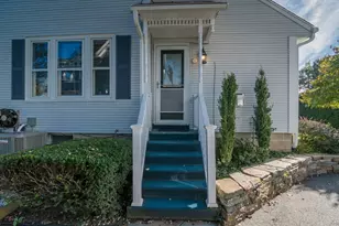 13 Park Pl, East Longmeadow, MA 01028 - Photo 6