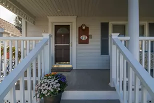 13 Park Pl, East Longmeadow, MA 01028 - Photo 4