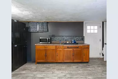 18 Wellesley Rd, Arlington, MA 02474 - Photo 22