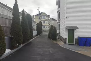 452 Osborn St, Fall River, MA 02724 - Photo 2