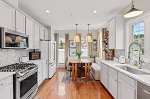 7 Allison Way, Natick, MA 01760 - Photo 1