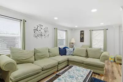 238 E Main St, Chicopee, MA 01020 - Photo 8