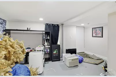 238 E Main St, Chicopee, MA 01020 - Photo 30