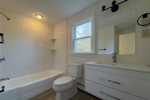 131 Division St, Harwich, MA 02671 - Photo 12