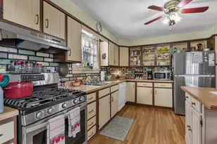 82 Cumberland Ave, North Attleboro, MA 02760 - Photo 2