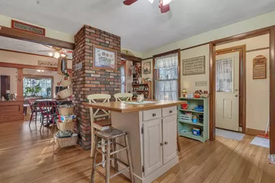 82 Cumberland Ave, North Attleboro, MA 02760 - Photo 4