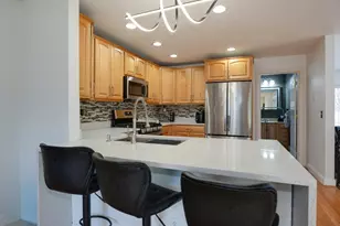 18 Lincoln Ave, Millbury, MA 01527 - Photo 4