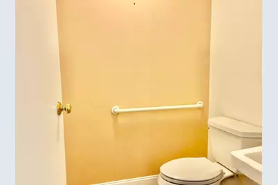 755 Bedford St, Bridgewater, MA 02324 - Photo 18