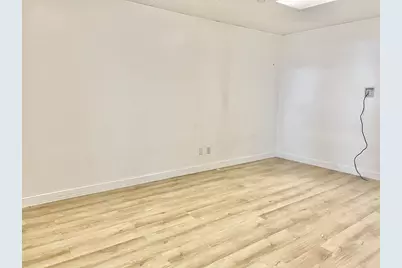 755 Bedford St, Bridgewater, MA 02324 - Photo 20