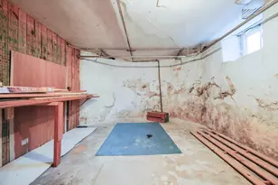 352 Barnes St, Fall River, MA 02723 - Photo 22