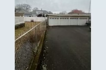 352 Barnes St, Fall River, MA 02723 - Photo 6