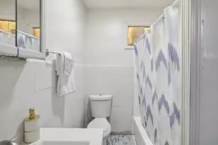 127 Dickinson St, Springfield, MA 01108 - Photo 18