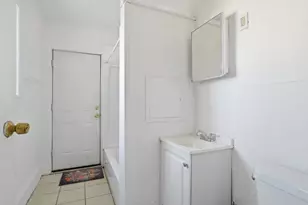 127 Dickinson St, Springfield, MA 01108 - Photo 22