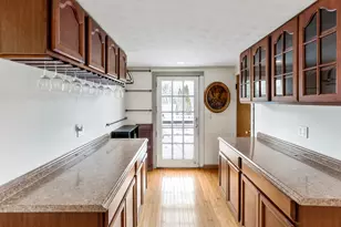 8 Driftwood Ln, Bourne, MA 02562 - Photo 14