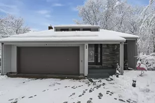 6 Cross, Seekonk, MA 02769 - Photo 1