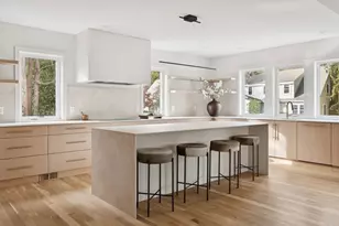 873 Chestnut St, Newton, MA 02468 - Photo 4