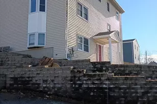 23 Bliss St, Fall River, MA 02720 - Photo 2