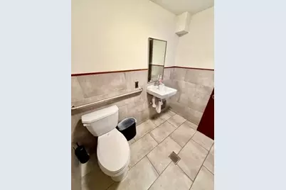 2 Baldwin Pl, Boston, MA 02113 - Photo 16