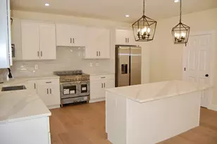 33 Seabiscuit Dr Lot 17-039, Plymouth, MA 02360 - Photo 12