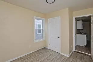 63 Pine St, Holyoke, MA 01040 - Photo 12