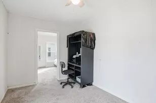 21 Whitman St, Leominster, MA 01453 - Photo 18