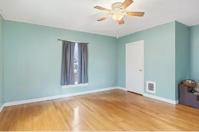 21 Whitman St, Leominster, MA 01453 - Photo 12