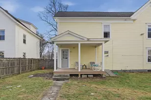 21 Whitman St, Leominster, MA 01453 - Photo 32