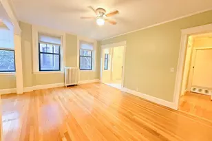 118 Riverway, Boston, MA 02215 - Photo 2
