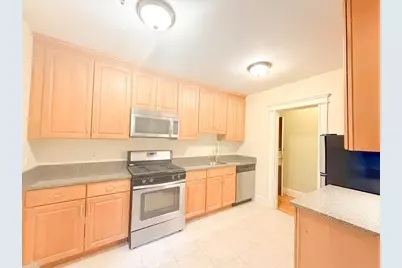 118 Riverway #6, Boston, MA 02215 - Photo 4