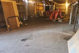 53 Howard Ave, New Bedford, MA 02745 - Photo 32