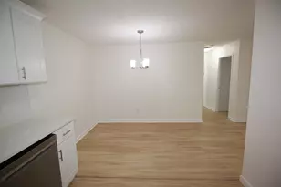 34 Hamilton Rd, Arlington, MA 02474 - Photo 8