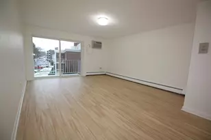 34 Hamilton Rd, Arlington, MA 02474 - Photo 6