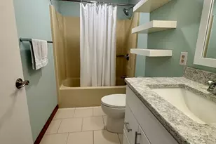 915 Hathaway Rd, New Bedford, MA 02740 - Photo 14