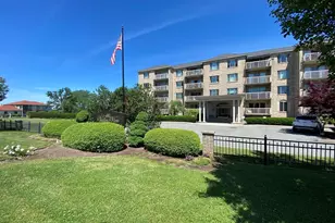 915 Hathaway Rd, New Bedford, MA 02740 - Photo 1