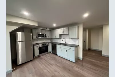 160 Seabury St #28, Fall River, MA 02720 - Photo 2